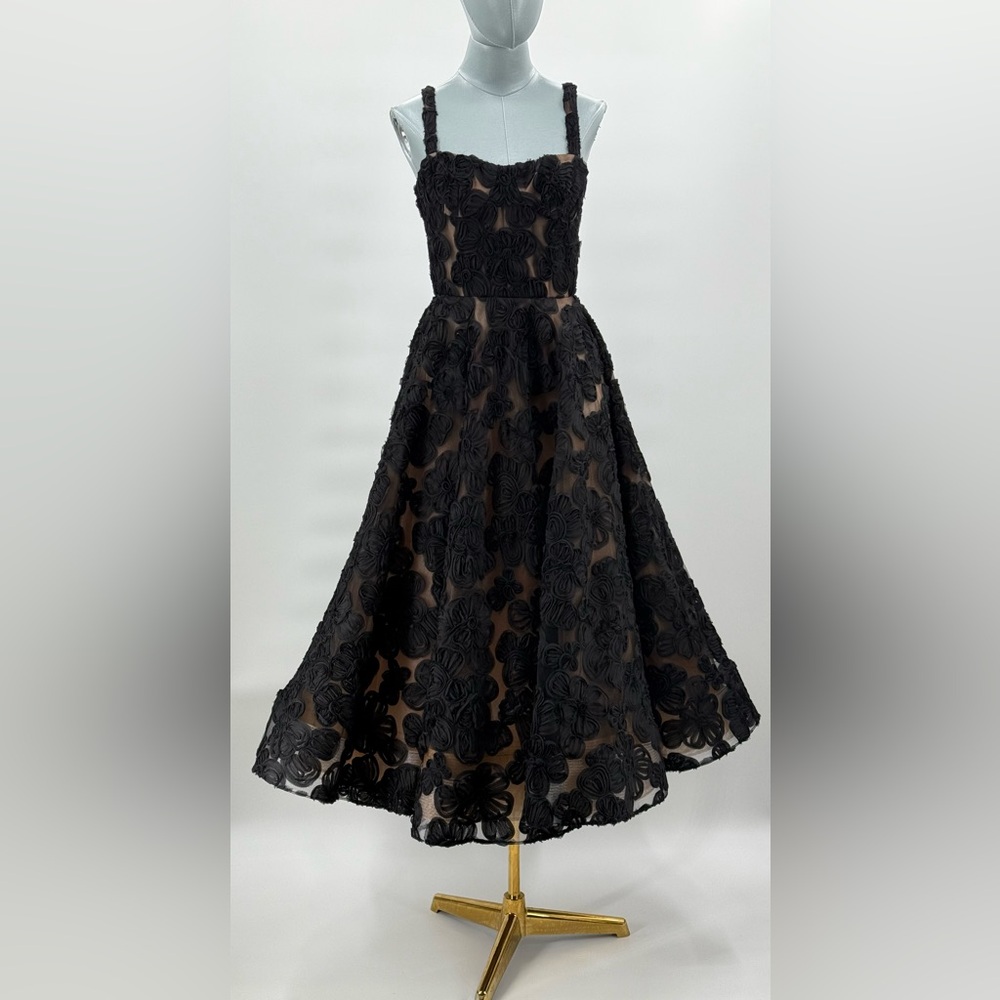 🆕 BRONX & BANCO 🧿 NWOT Sabrina Midi Dress, Black Floral - Sz S / US 4 - Picture 3 of 17